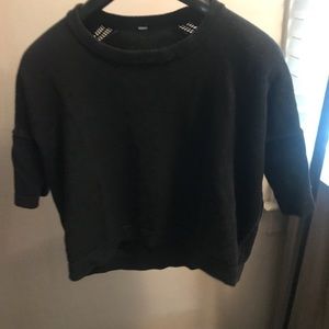 Lululemon grey cropped sweater